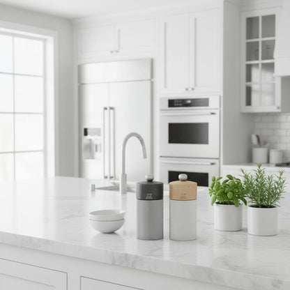 Peugeot - Line Peper- en Zoutmolen set 12 cm Carbon en Aluminium Peper- en Zoutmolen set Peugeot 