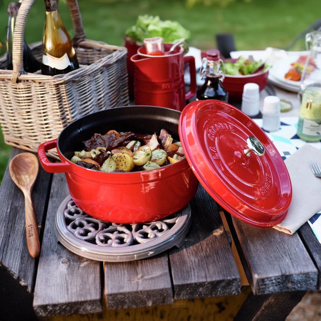 Staub - Round cocotte 26 cm - cherry – Kookgigant
